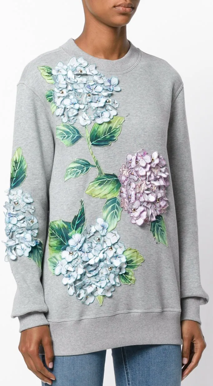 Hydrangea Appliqu̩ Sweatshirt